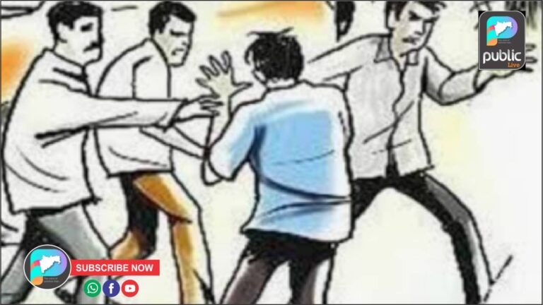निर्जन ठिकाणी नेऊन रिक्षावाल्याने पिता-पुत्राला लुटले !
